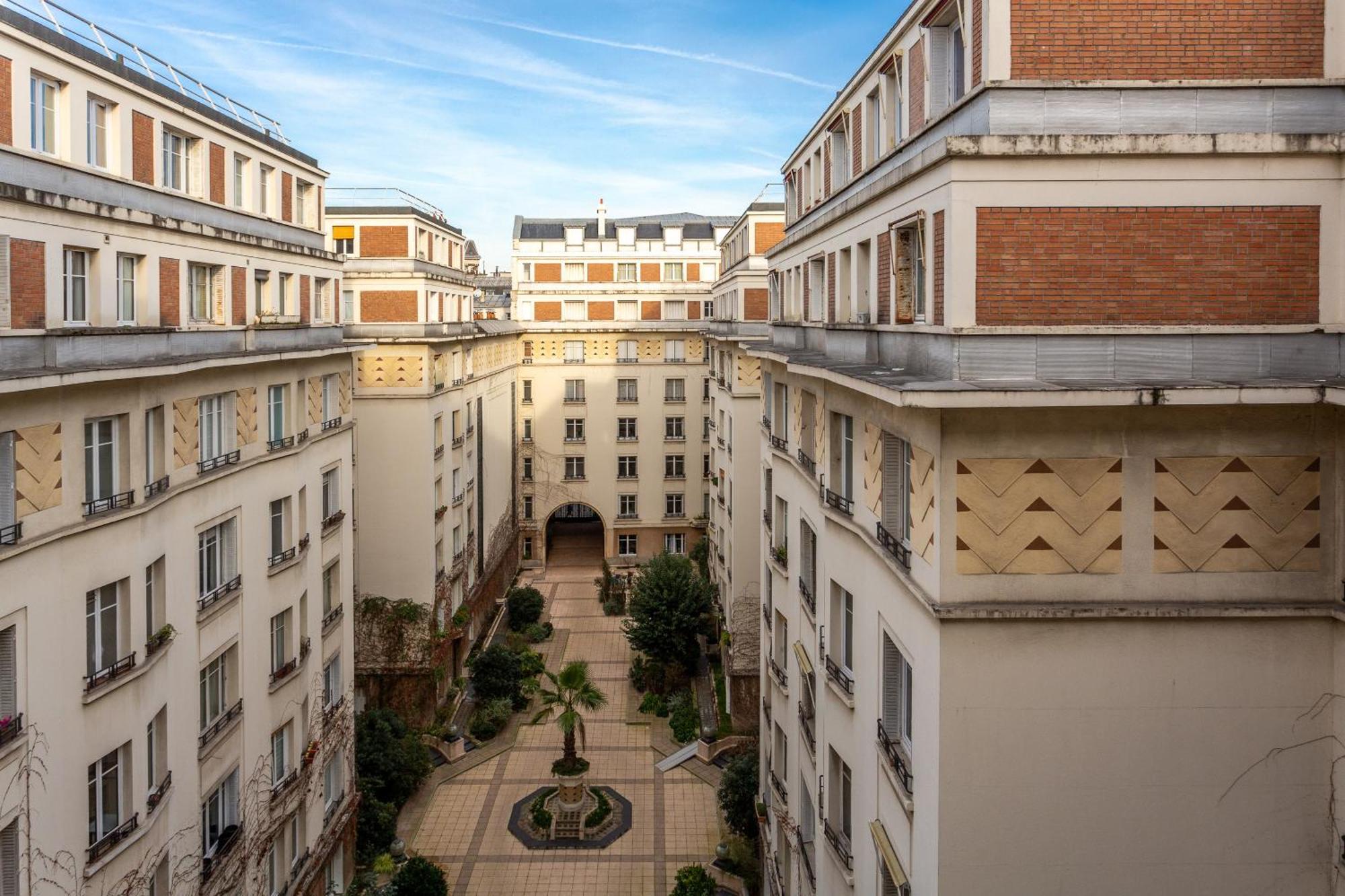 The Carla Suite Eiffel Tower View Paris Luaran gambar